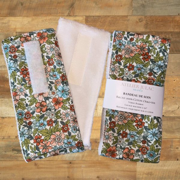 bandeau-soin-visage-bambou-motifs-fleurs-vertes-altelier-julac-ouvert Bandeau de soin visage en bambou motif fleurs vertes, présentation ouverte - Atelier Julac