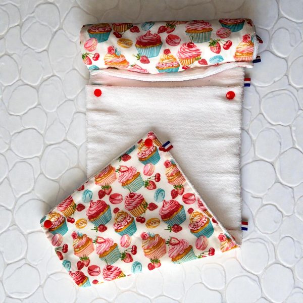 rouleau-essuie-tout-lavable-motif-gateaux-atelier-julac Rouleau essuie-tout lavable motif gâteaux - Atelier Julac