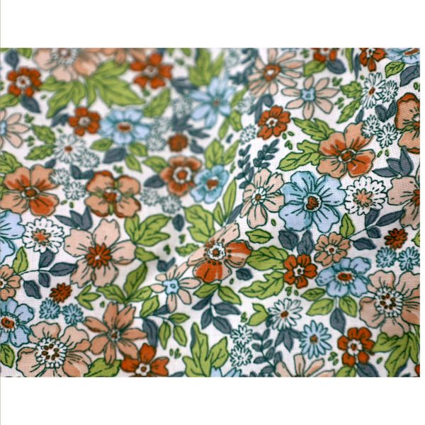 tissu-coton-fleuri-vert Tissu coton imprimé fleurs vertes utilisé pour les lingettes démaquillantes lavables Atelier Julac