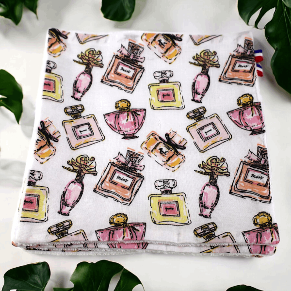 Serviette visage lavable bambou motif Bouteilles de parfum Atelier Julac