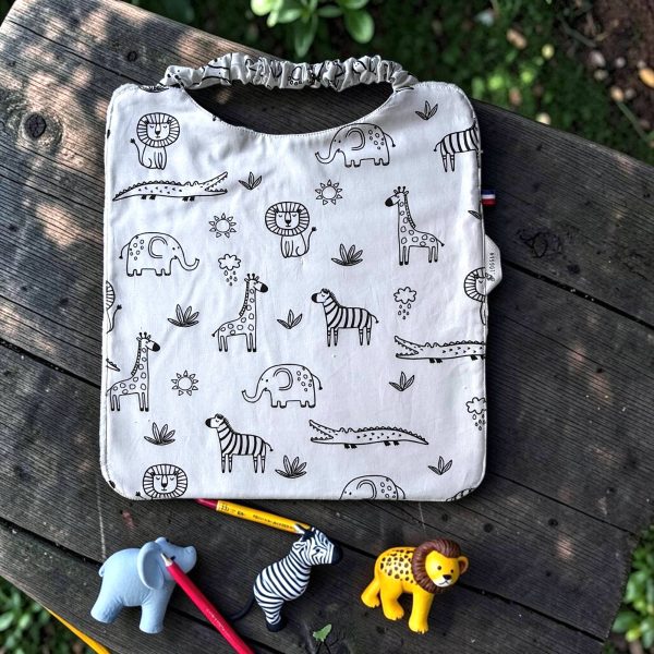 tablier-maternelle-bambou-savane Tablier bavoir en éponge de bambou motif savane animaux pour la maternelle - Atelier Julac