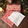 Serviettes visage bambou et coton imprimé recto verso Noël montagne Serviettes visage lavables Noël montagne, face bambou blanche et face coton rouge motif scandinave, Atelier Julac